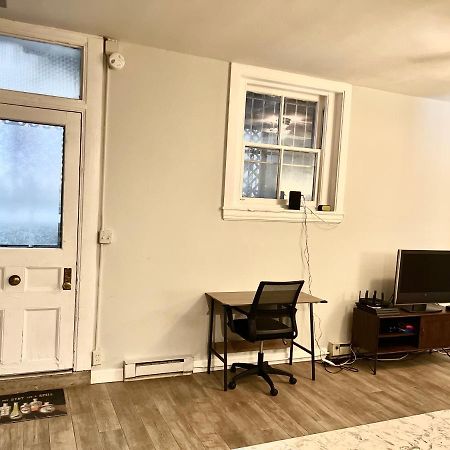 Mount Vernon Apartment Rear Балтимор Экстерьер фото